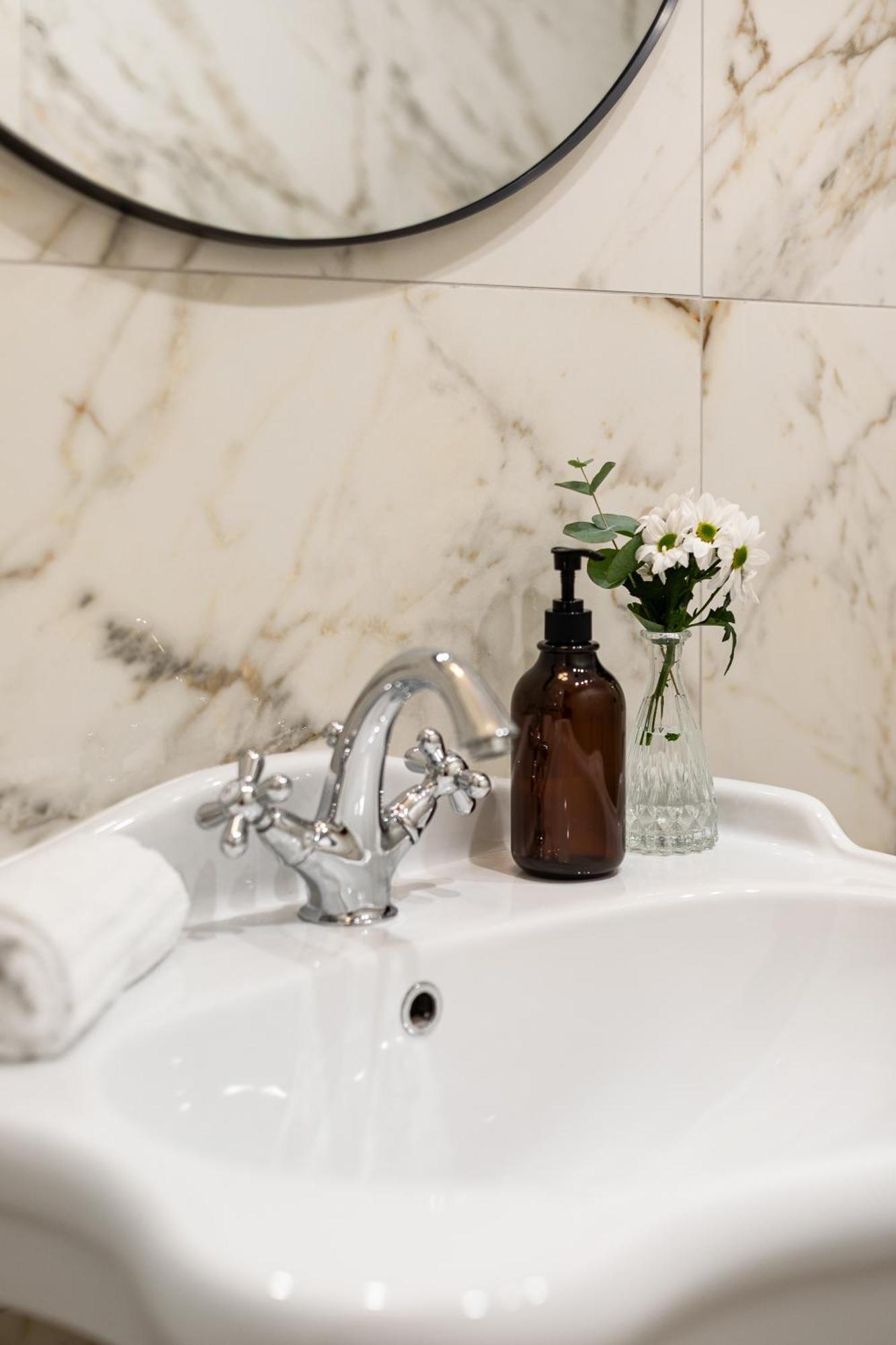 Leopardo Boutique Apartment In Trastevere Roma Exterior foto